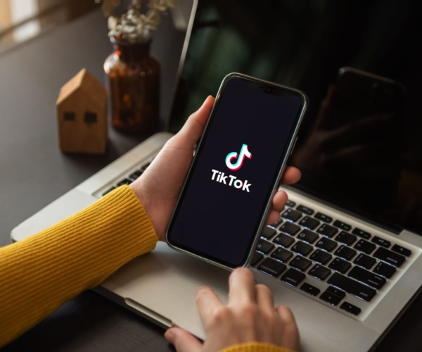 Estrategia de redes sociales para TikTok 1 scaled