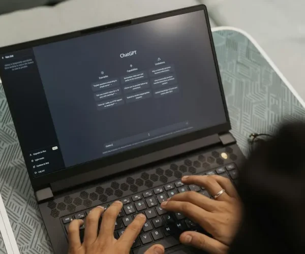 cómo aparecer en ChatGPT con tu negocio cómo aparecer en ChatGPT con tu negocio